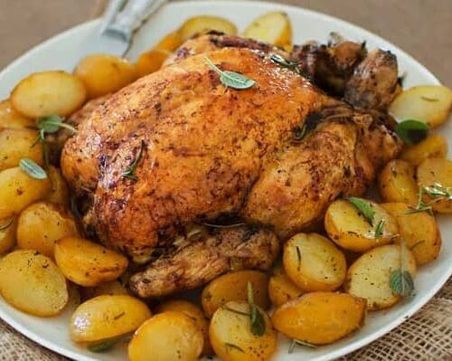 Delicioso pollo al horno con patatas: una receta irresistible
