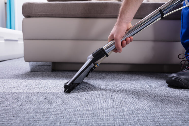 Expertos en limpieza y desodorización instantánea de alfombras