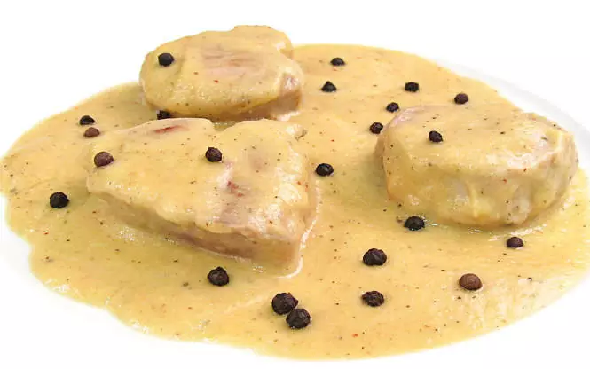 sabrosas-pechugas-de-pollo-en-salsa-de-pimienta