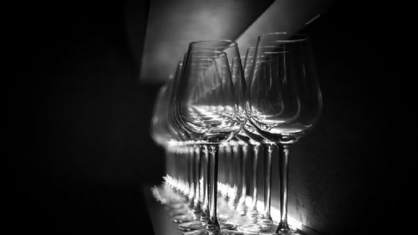 Secretos para limpiar copas de vino y dejarlas relucientes